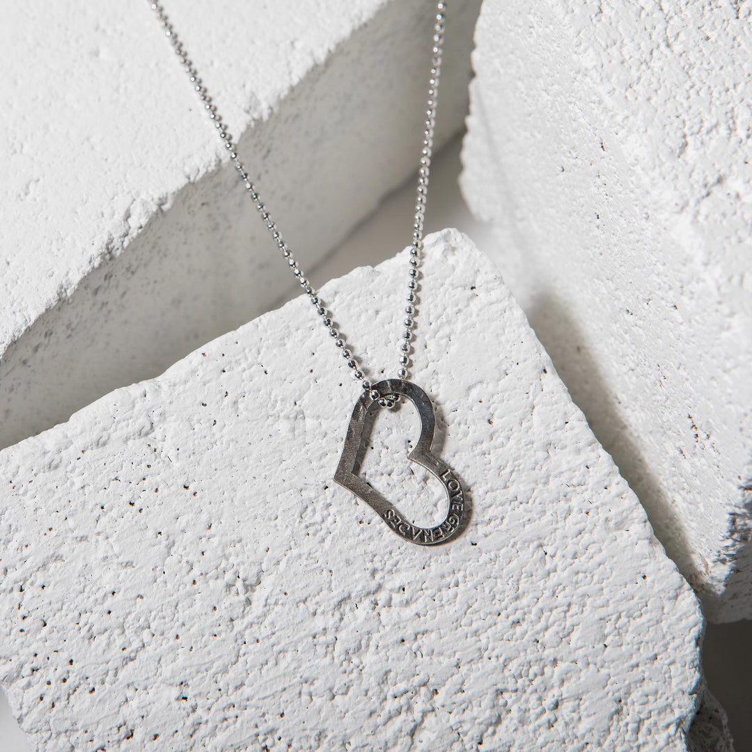 d*3様 love &hate gothicgirls heart ペンダントセ d*3様 love &hate gothicgirls heart ペンダントセ love &hate